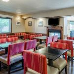 Comfort Inn & Suites Breakfast Area Seating
